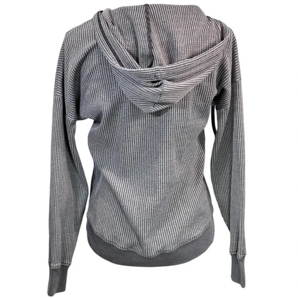 Threadgrit Hooded Sweater - Picture 2 of 4